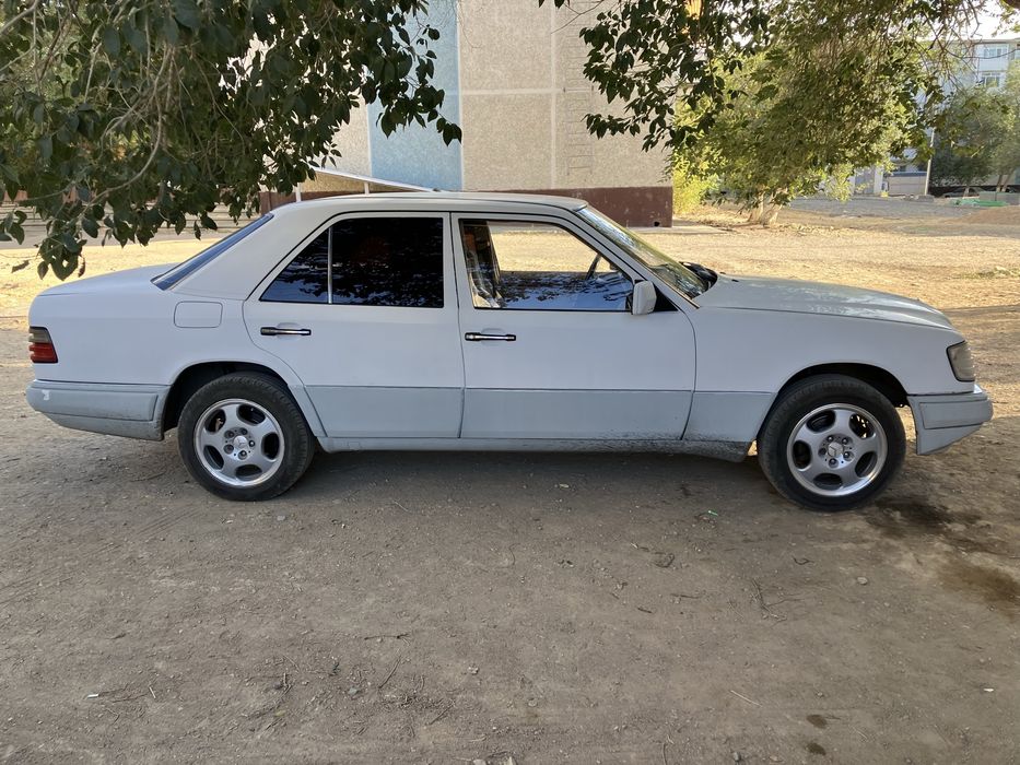 Продам мерседес w124