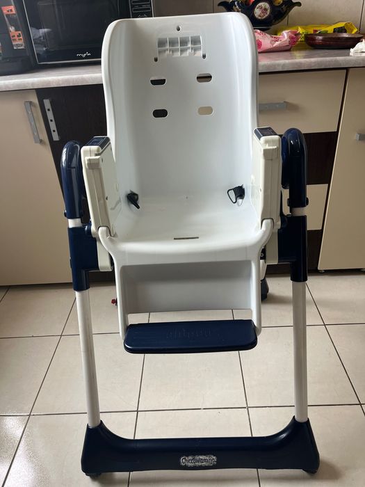 Scaun de masă bebe chicco