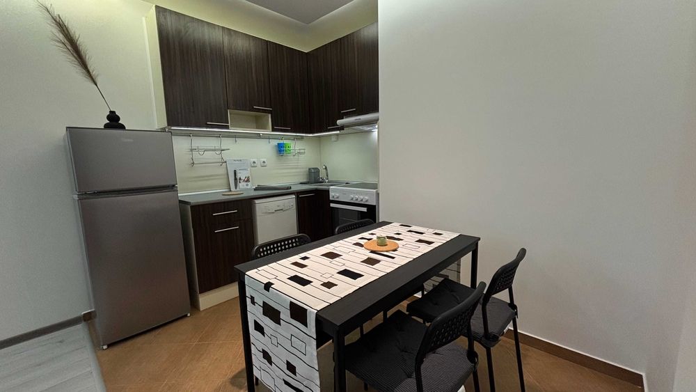 Дава се под наем Тристаен апартамент в София, Зона Б-19 - 72 кв.м за 743.07 € - Снимка #3
