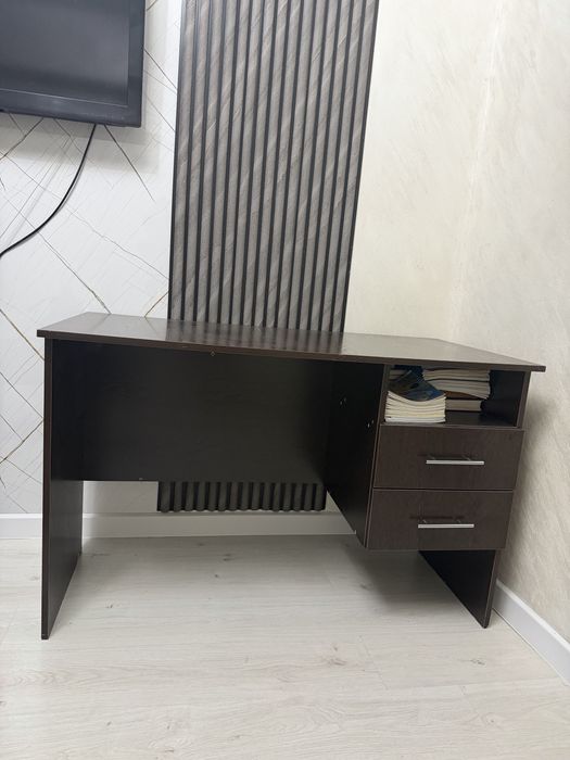 Стол размер 120*60см
