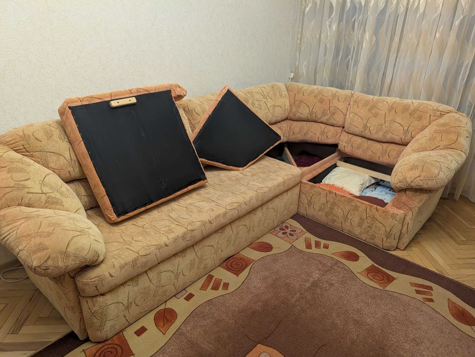Разтегателен диван 180/250
