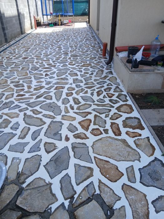 Lucrări Pavaje piatra naturala decorativa