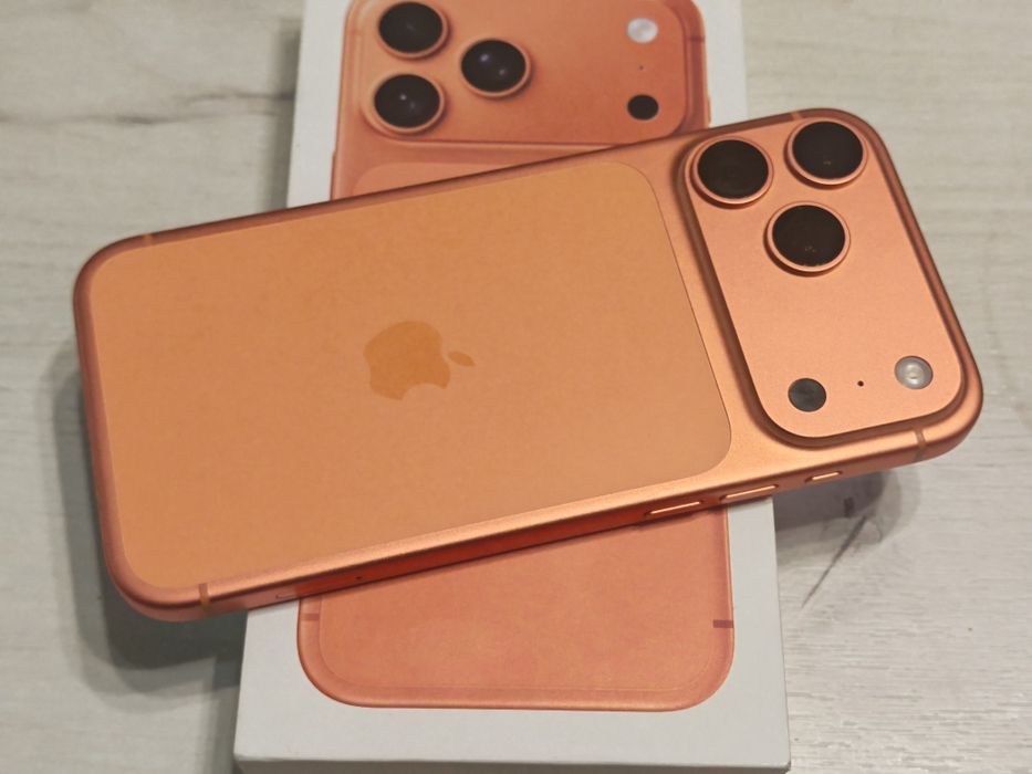 Като нов iPhone 17 Pro Max 512 GB Гаранция