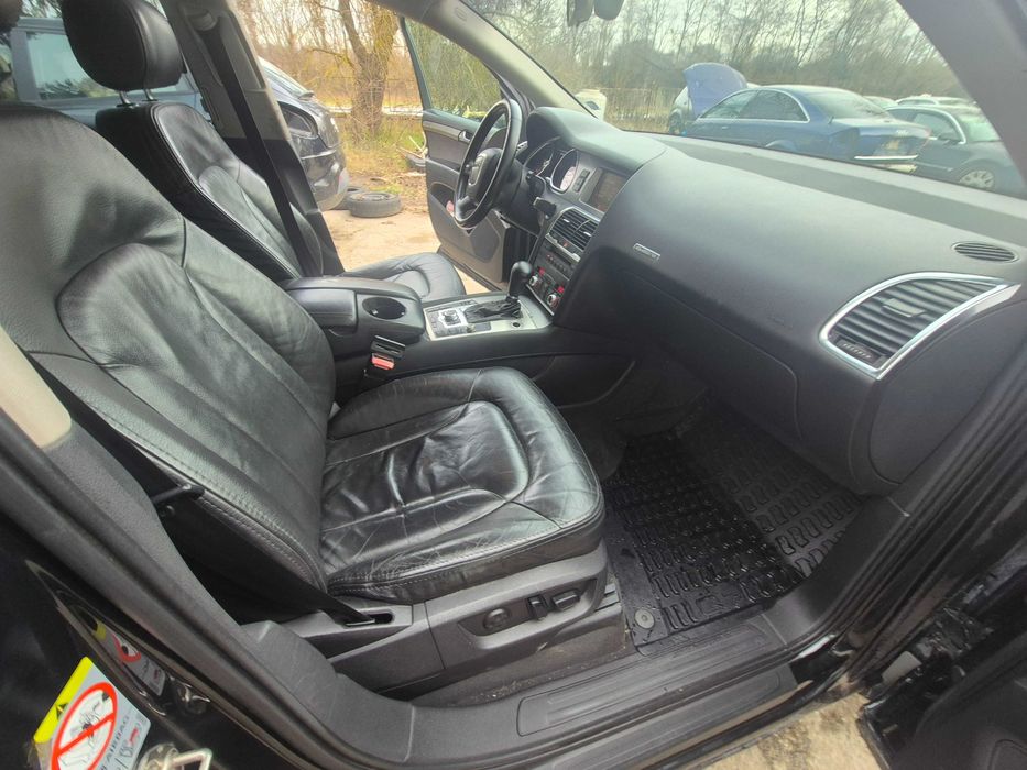 Audi Q7 цял за части или на части