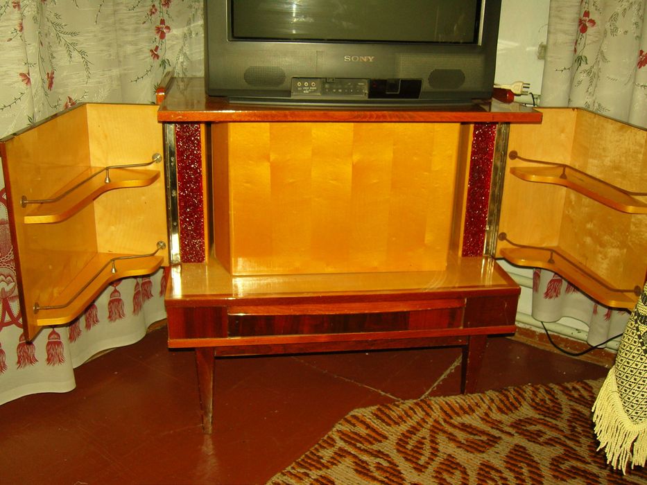 Продам бар-тумбу