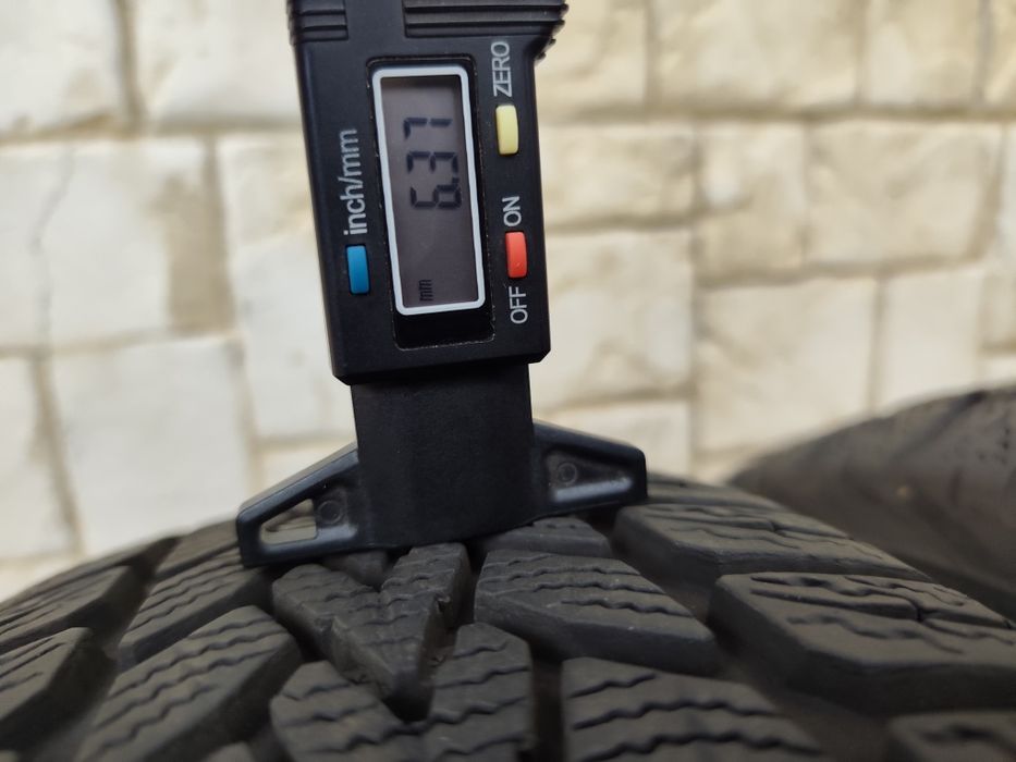 Зимни гуми Dunlop 185/65R15 185/65/15