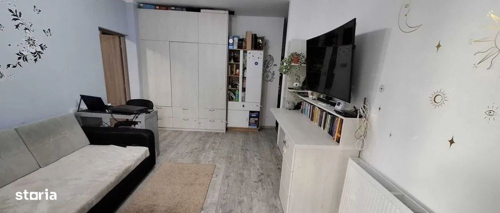 Apartament 2 camere , bloc cu lift, parcare ,zona BMW