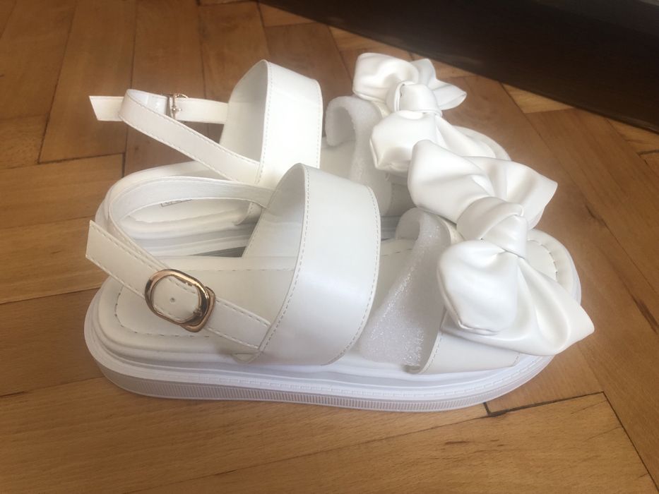 Нови Дамски сандали