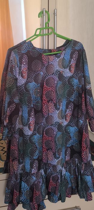 Продам платье и блузку 54р