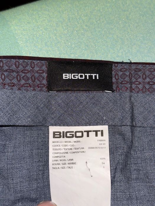 Costum Bigotti - stare impecabilă