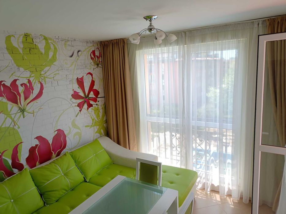 Продава се Тристаен апартамент в к.к. Слънчев бряг - 68 кв.м за 1258 €/кв.м - Снимка #1