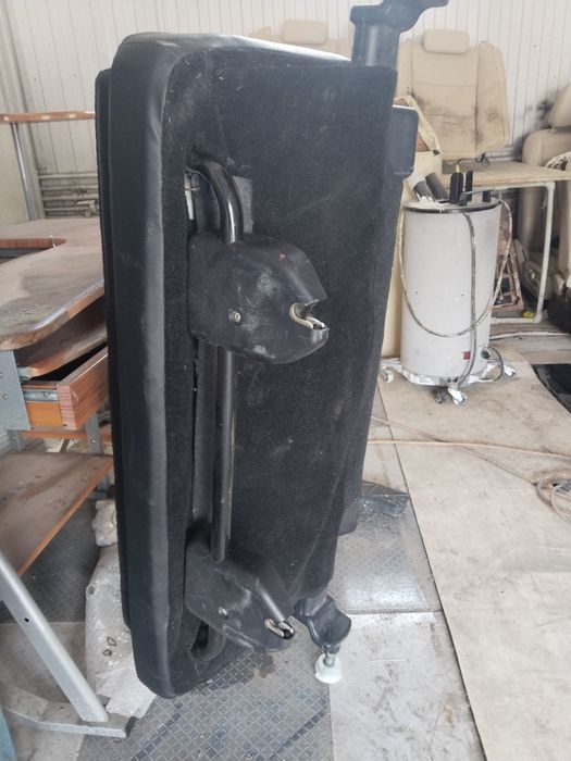 Сидение на Поджеро