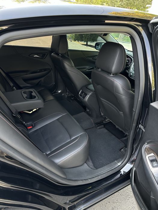 Malibu XL full срочни сотилади