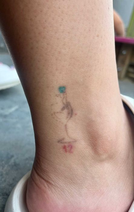 Stergere tatuaje la nivelul sprancenelor si corporale.