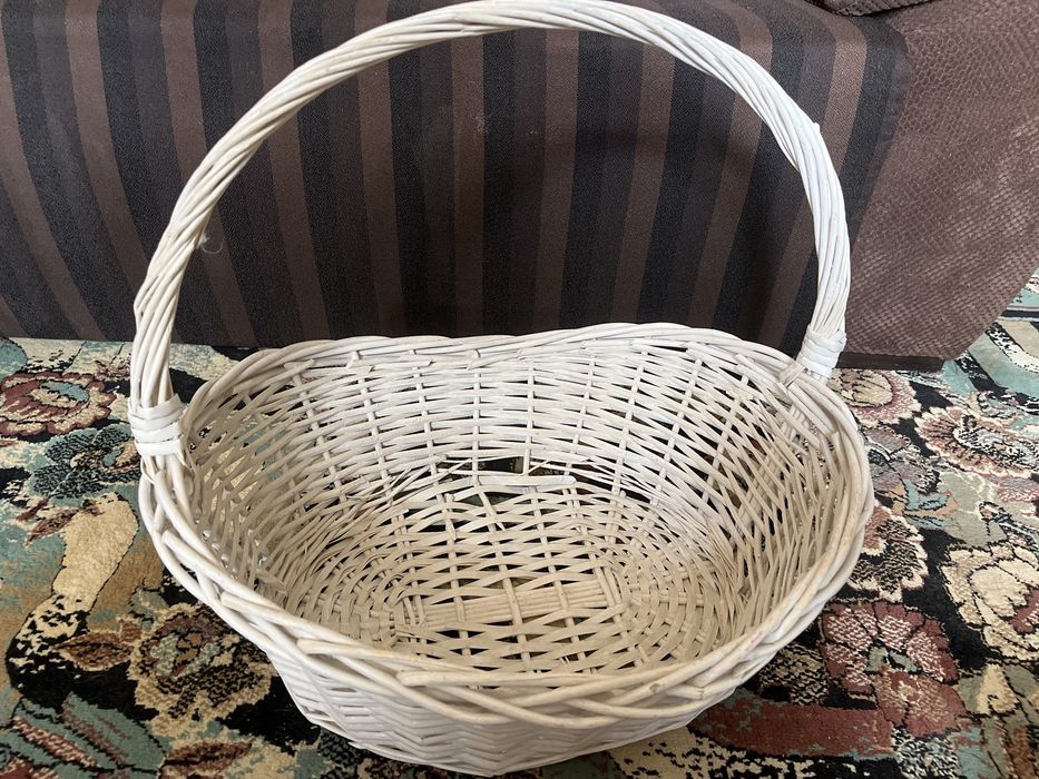 Продам корзины новые