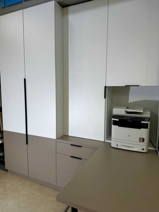 Шкаф и тумба с ящиками