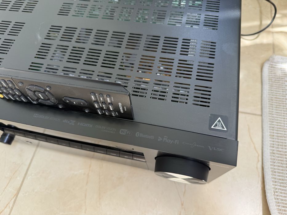 Onkyo TX-NR676 Bluetooth Wi Fi Dolby Atmos