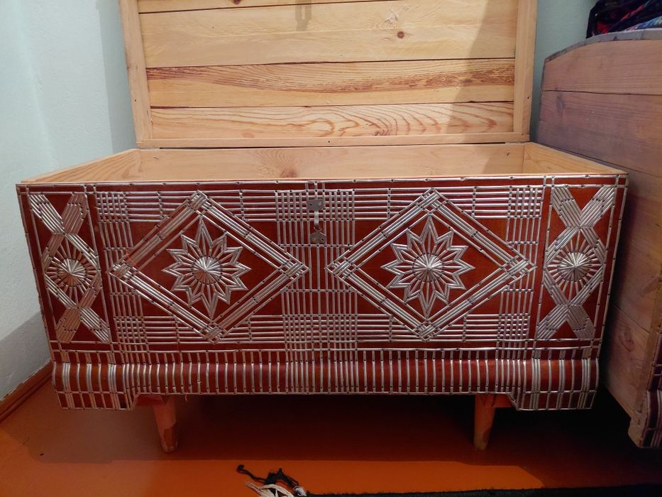 Сандык сатылады жагдаиы жаксы