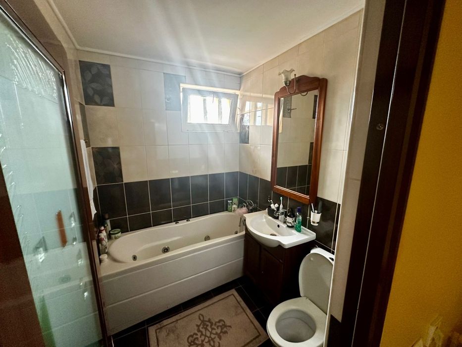 Apartament de vânzare