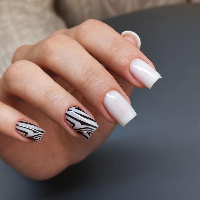 Маникюр, наращивание ногтей, педикюр.