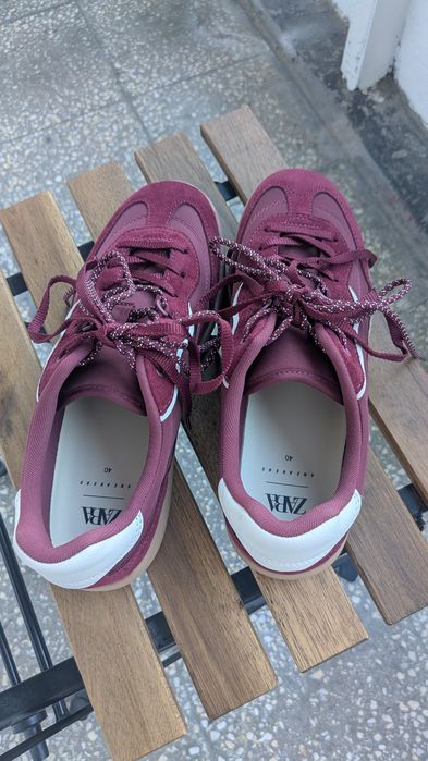 Чисто нови Сникърси Zara