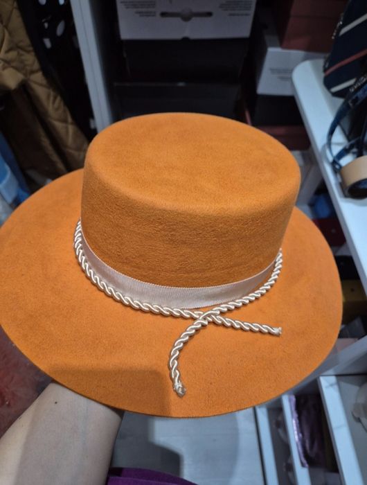 Palarie fetru marime 54