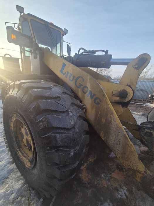 Продам погрузчик 3-х куб