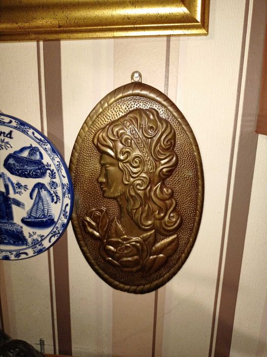 Чеканка медная метал