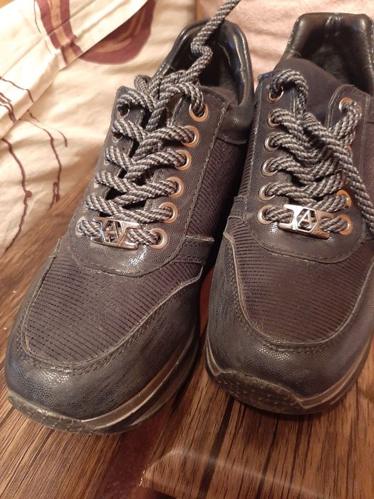 Продам обувь для подростка