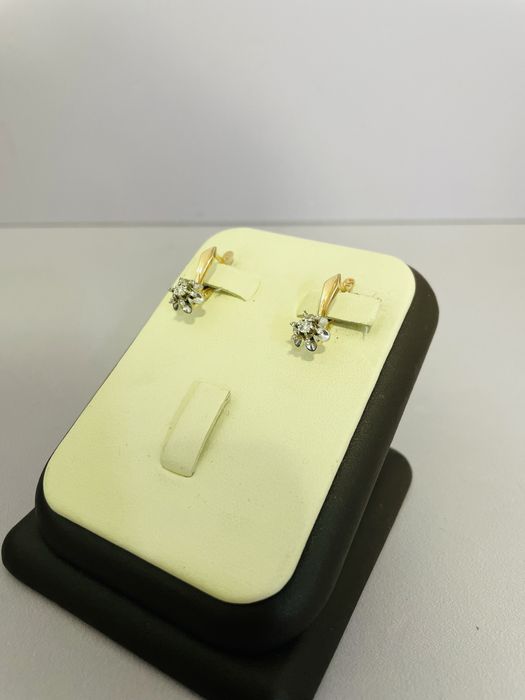 Золотые серьги с бриллиантами, 585 / СА168401