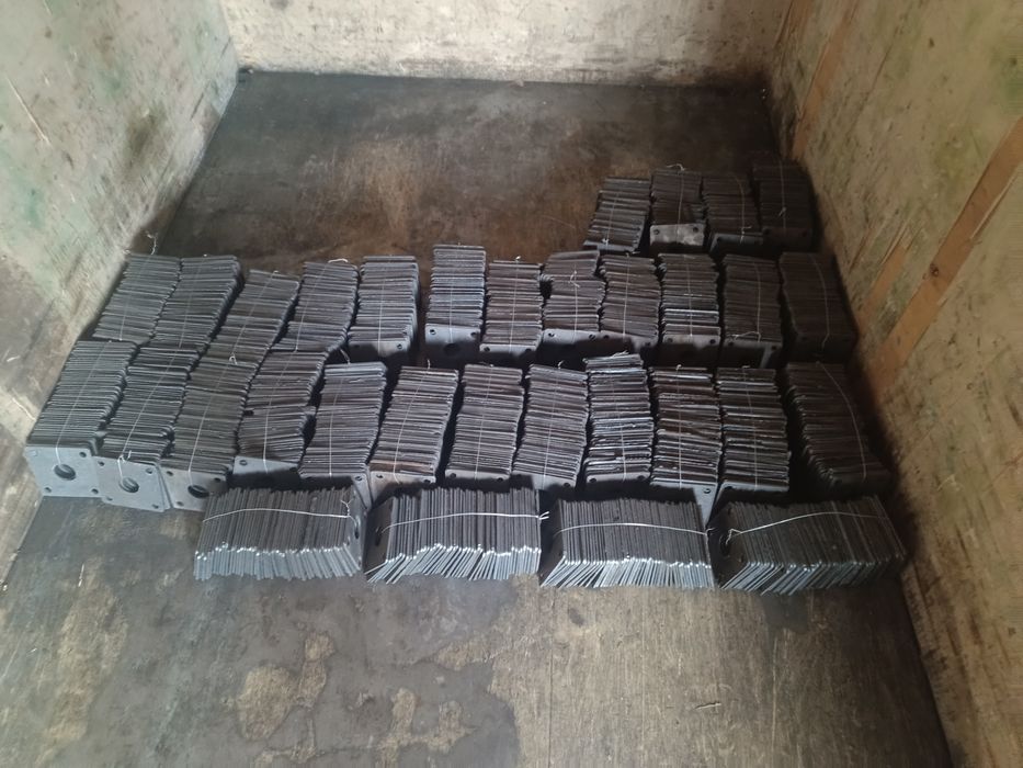 Пластина для стойка plastina