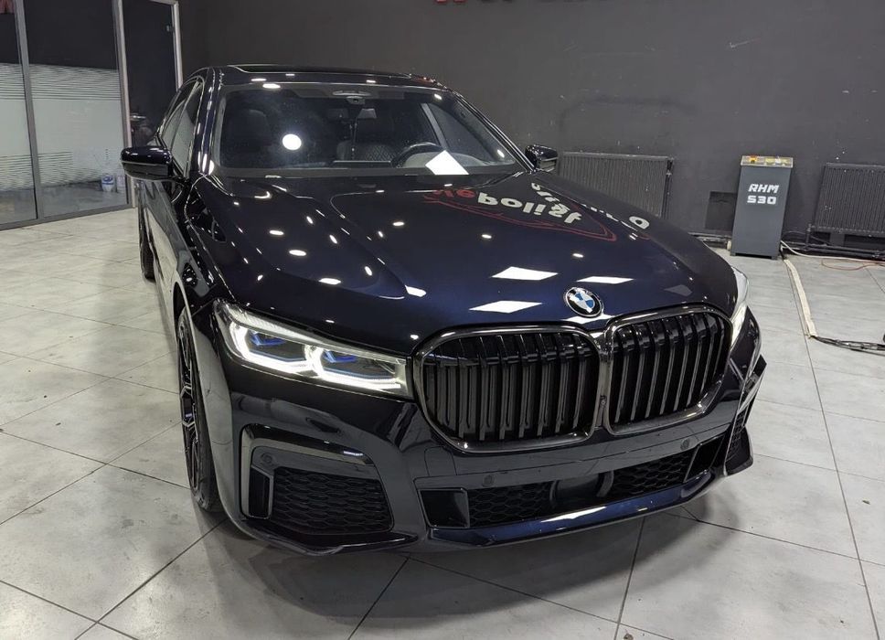 BMW Seria 7 730Ld xDrive M Sport Executive Lounge  BMW 730Ld xDrive M Sport Execut