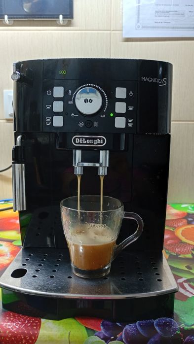 Expresor cafea DeLonghi Magnifica