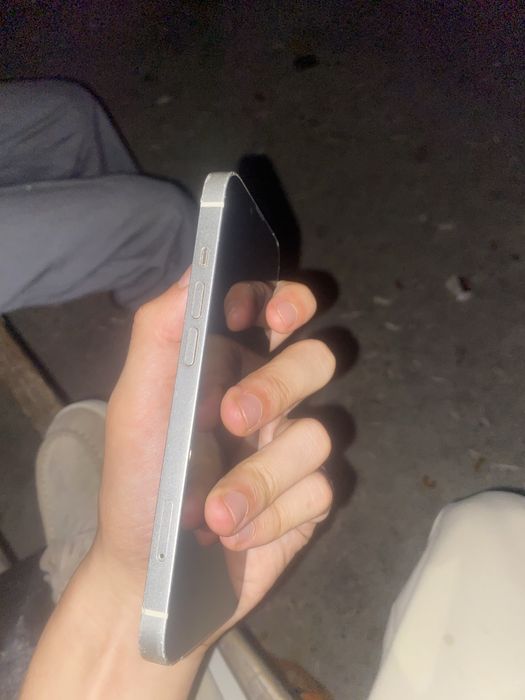 Iphone 13 sotiladi