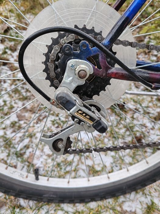 Vând bicicleta irok , americană