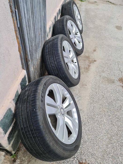 Гуми с джанти 265/45R20 за Mercedes-Benz ML