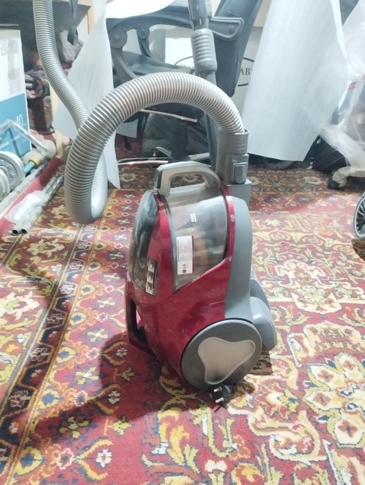 Продам пылесос LG