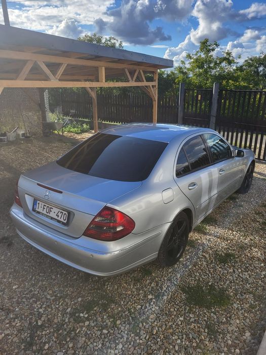 De vânzare Mercedes E220