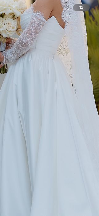 Vand rochie de mireasa