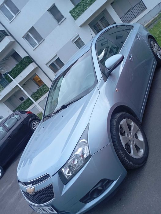 CHEVROLET Cruze