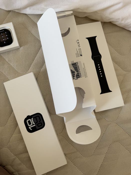 Часовник apple watch 10