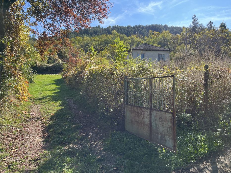 Продава се Къща в с. Дрен, Област Перник - 130 кв.м за 328 €/кв.м - Снимка #11