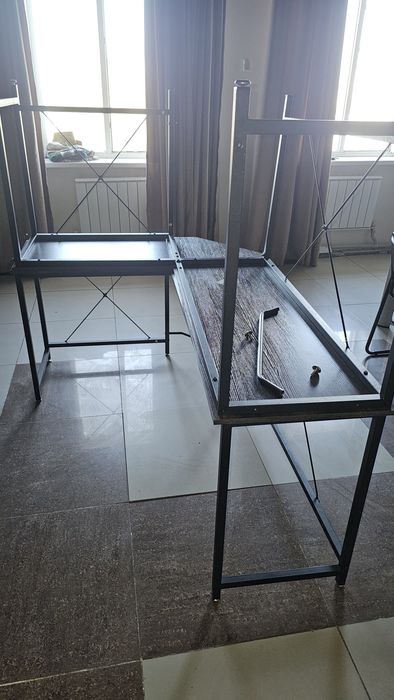Офисные столы — 2 шт. по 10 000 ₸