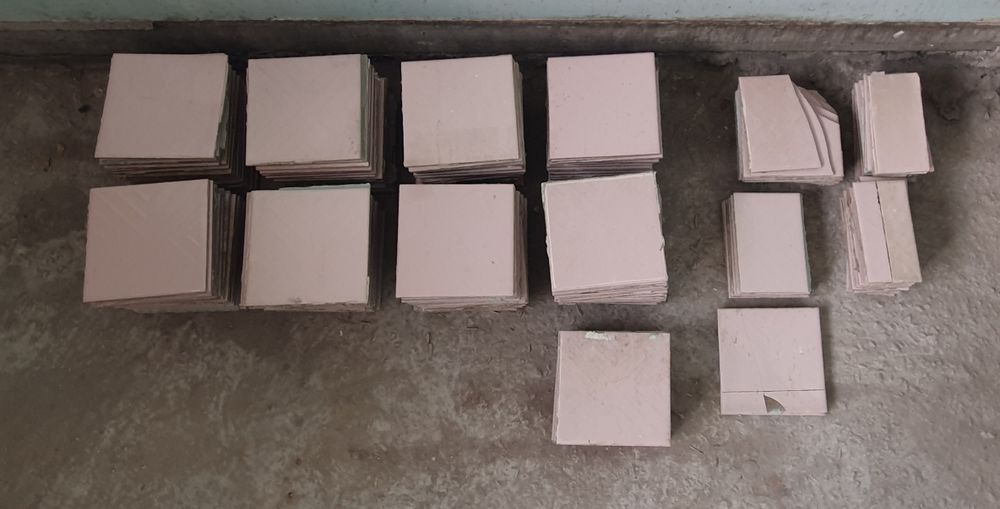 Продам старую советскую кафельнцю плитку