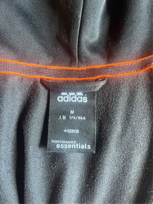 Продавам adidas ленти във отлично състояние са M размер