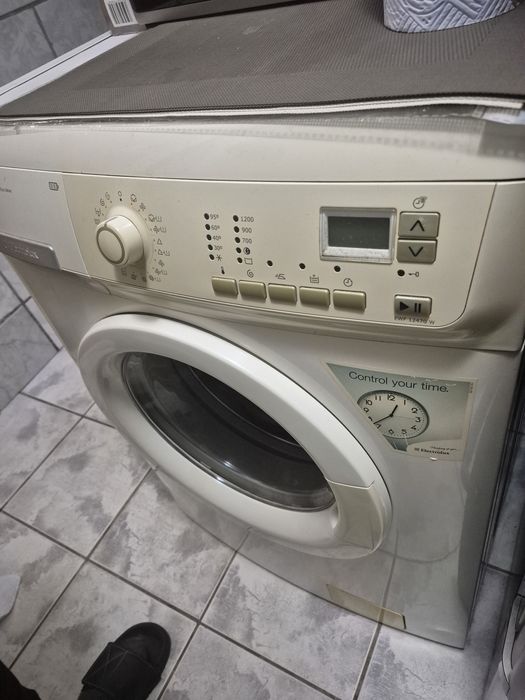 Vand masina de spalat Electrolux