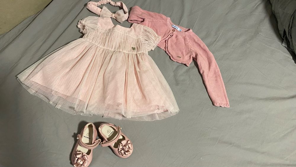 Разкошен комплект Mayoral рокля Болеро обувки в розово 80 р-р