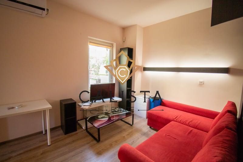 Дава се под наем Двустаен апартамент в София, Дружба 2 - 50 кв.м за 599 € - Снимка #2