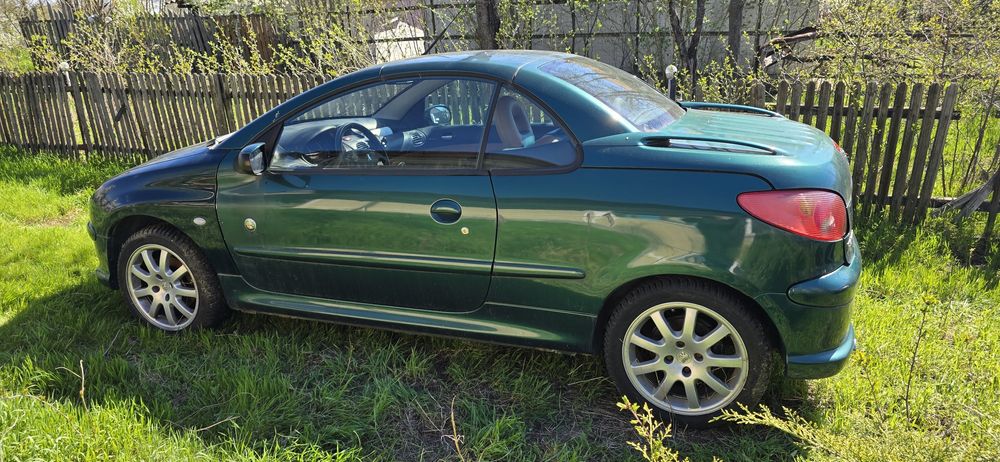 Peugeot 206 CC Cabrio verde Roland Garros