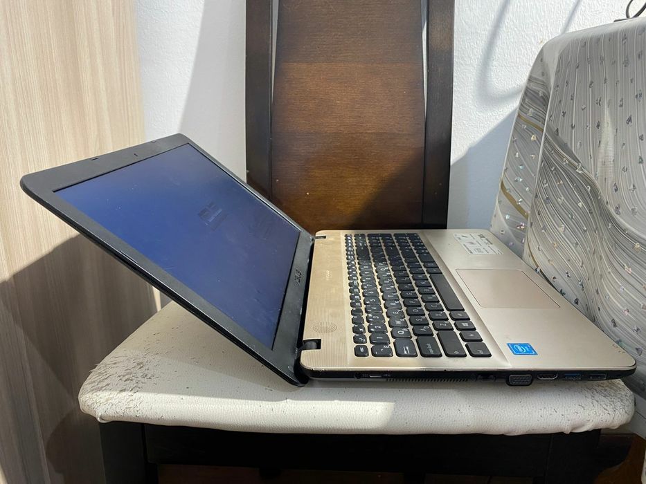 ASUS Vivobook c Type-C/SSD